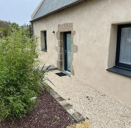 Petite Maison Au Calme Proche Bourg