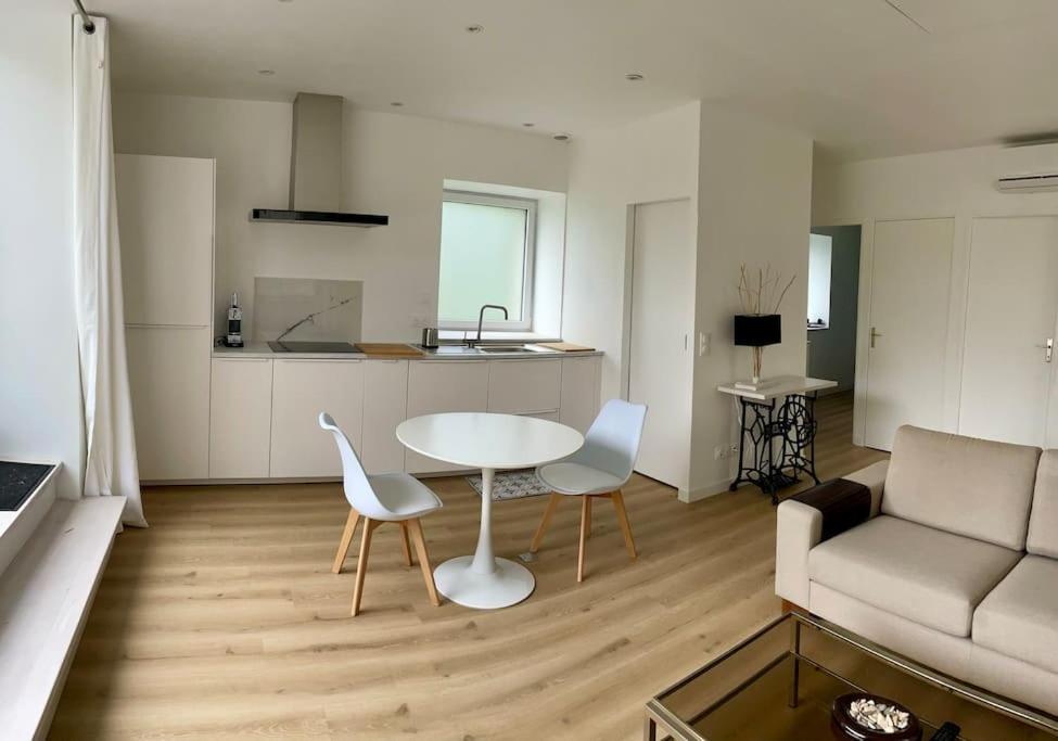 Apartment Petite Maison Au Calme Proche Bourg